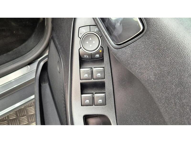 Ford Fiesta 1.0T EcoBoost Titanium Auto Euro 6 (s/s) 5dr - U281