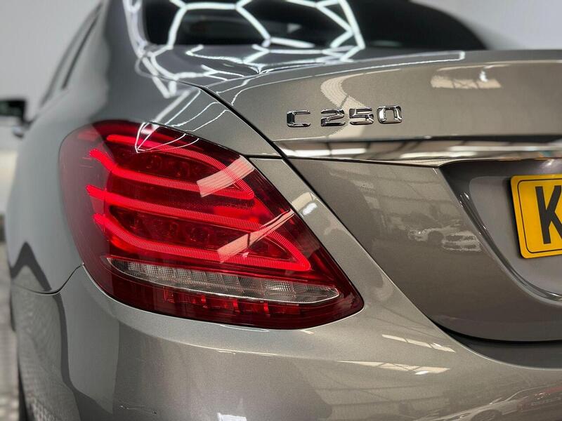 Mercedes-Benz C Class 2.1 C250d AMG Line (Premium) 7G-Tronic+ Euro 6 (s/s) 4dr - U285