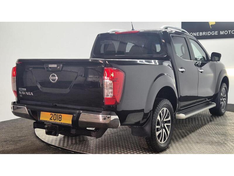 Nissan Navara 2.3 dCi Tekna 4WD Euro 5 4dr - U296