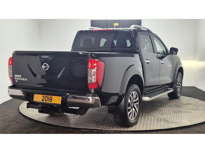 Nissan Navara 2.3 dCi Tekna 4WD Euro 5 4dr - U296