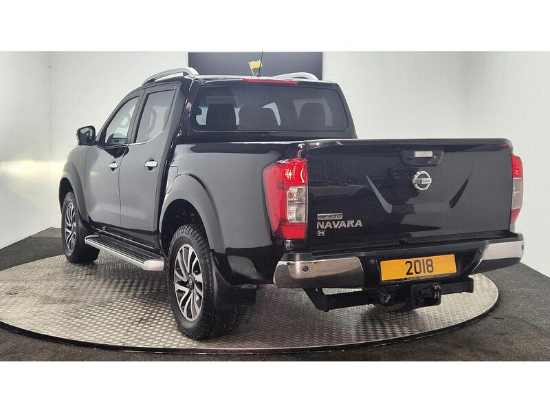 Nissan Navara 2.3 dCi Tekna 4WD Euro 5 4dr - U296