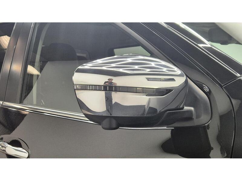 Nissan Navara 2.3 dCi Tekna 4WD Euro 5 4dr - U296