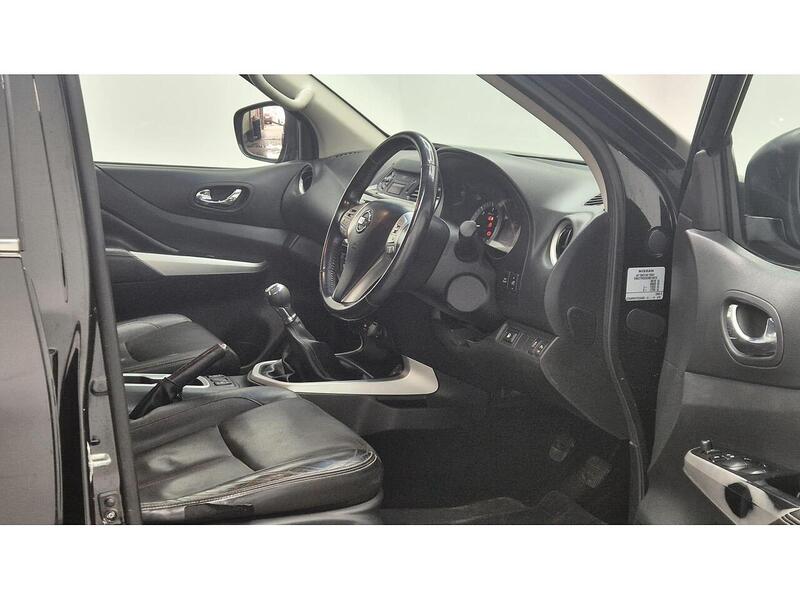 Nissan Navara 2.3 dCi Tekna 4WD Euro 5 4dr - U296