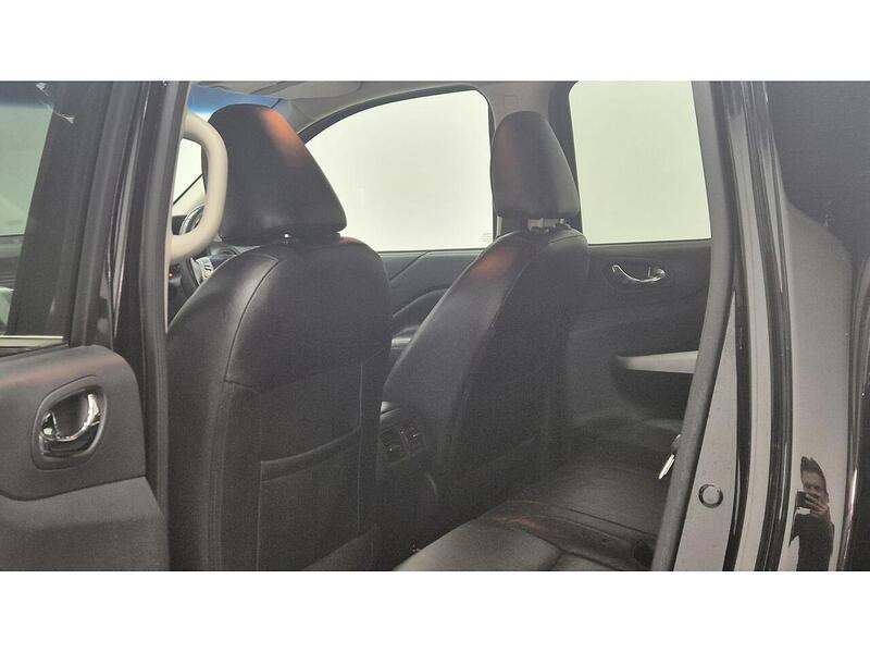 Nissan Navara 2.3 dCi Tekna 4WD Euro 5 4dr - U296