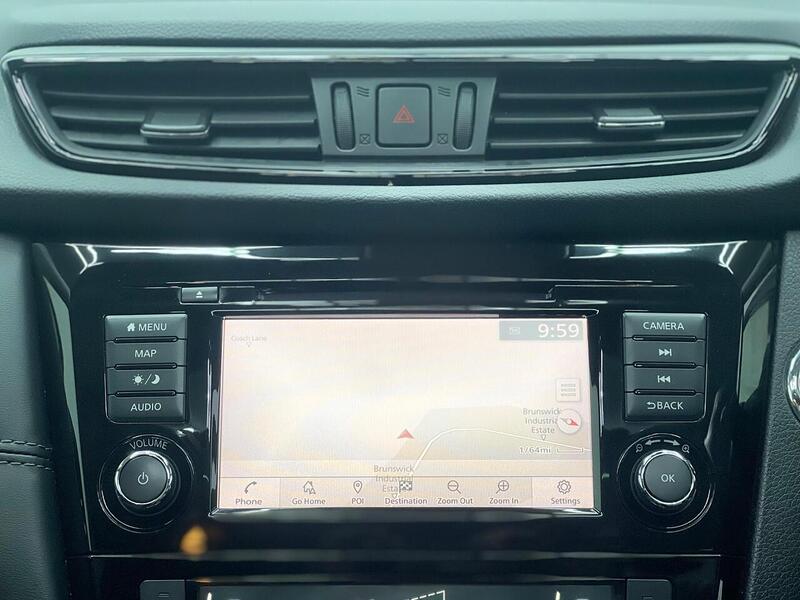 Nissan X-Trail 1.7 dCi N-Connecta Euro 6 (s/s) 5dr - U298