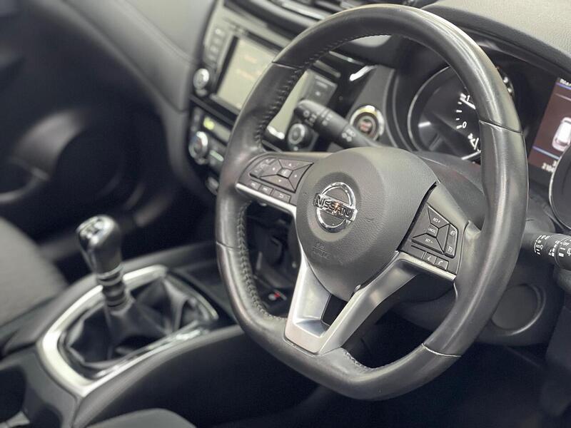 Nissan X-Trail 1.7 dCi N-Connecta Euro 6 (s/s) 5dr - U298