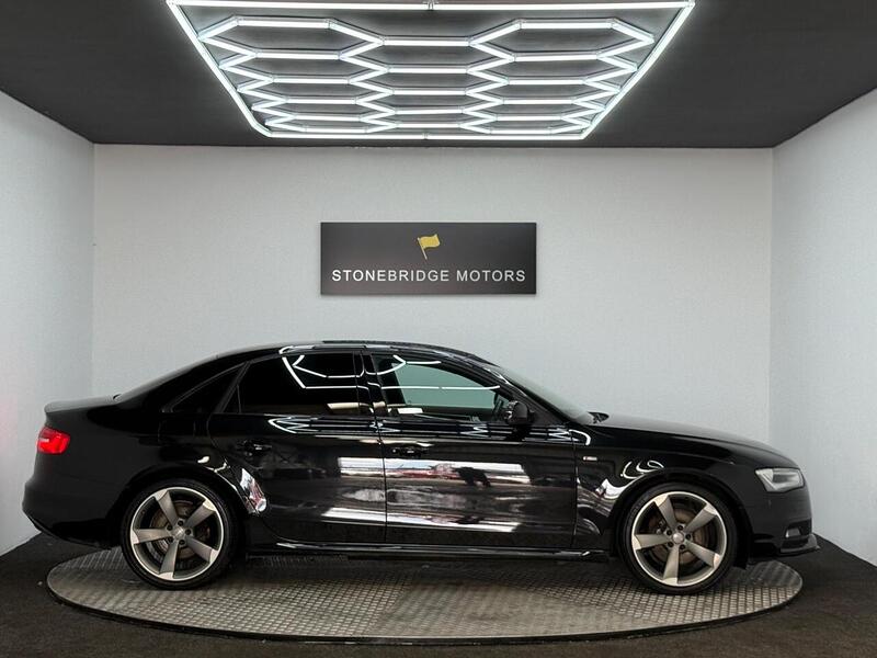 Audi A4 2.0 TDI Black Edition quattro Euro 5 (s/s) 4dr - U300