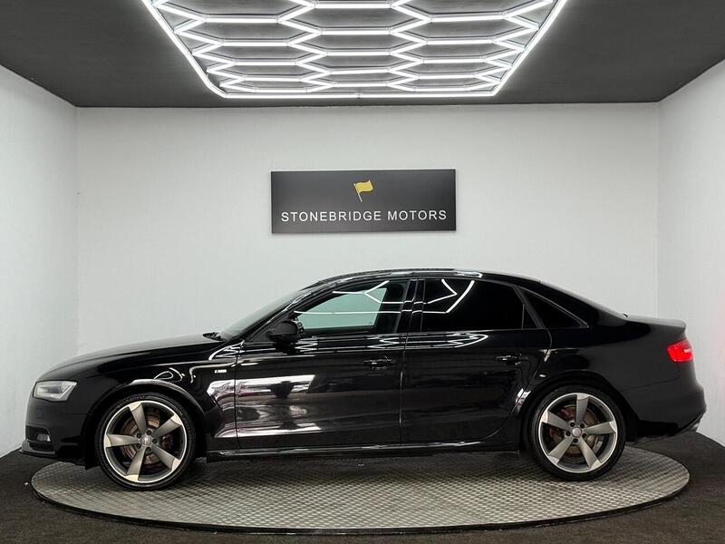 Audi A4 2.0 TDI Black Edition quattro Euro 5 (s/s) 4dr - U300