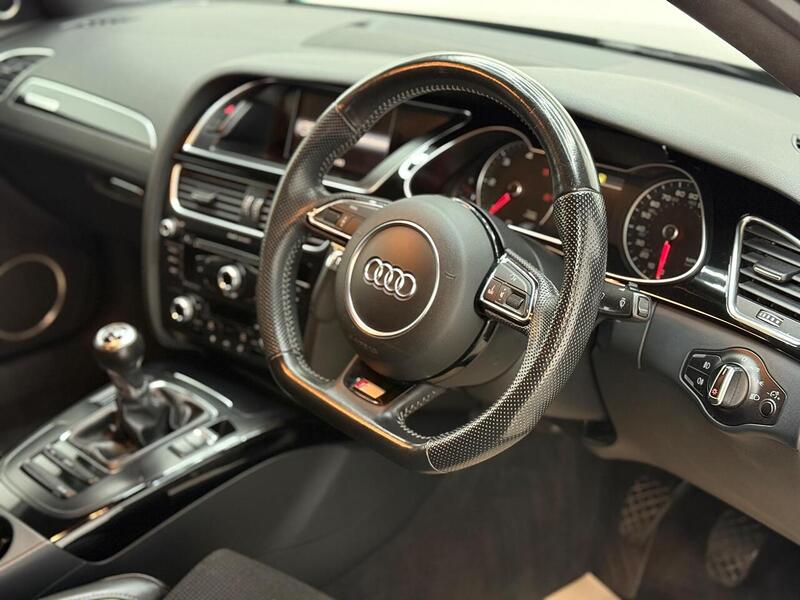 Audi A4 2.0 TDI Black Edition quattro Euro 5 (s/s) 4dr - U300
