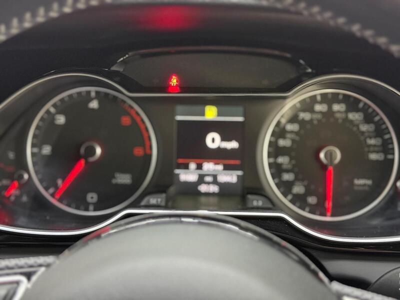 Audi A4 2.0 TDI Black Edition quattro Euro 5 (s/s) 4dr - U300