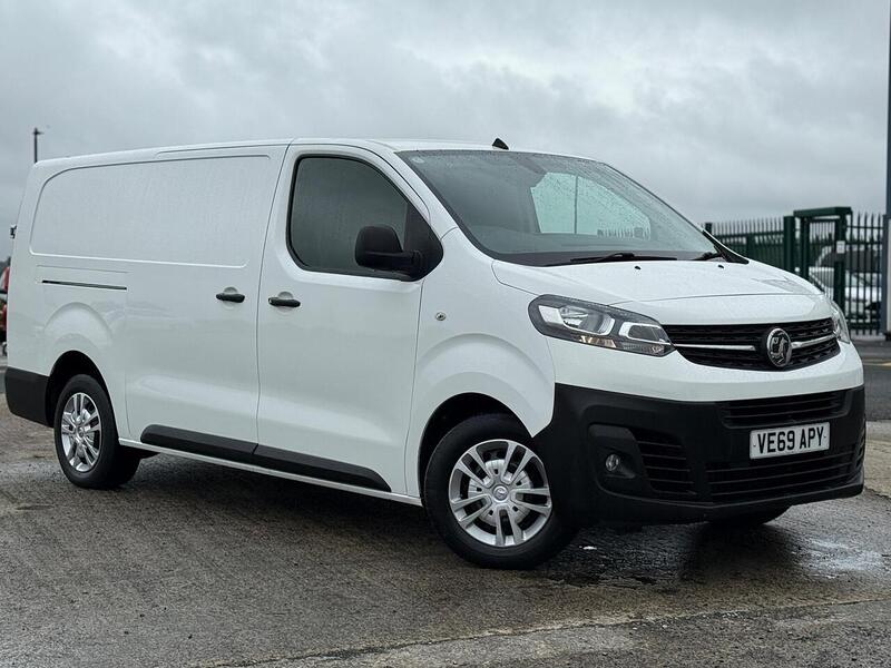 Vauxhall Vivaro 1.5 Turbo D 2900 Dynamic L2 H1 Euro 6 (s/s) 6dr - U301