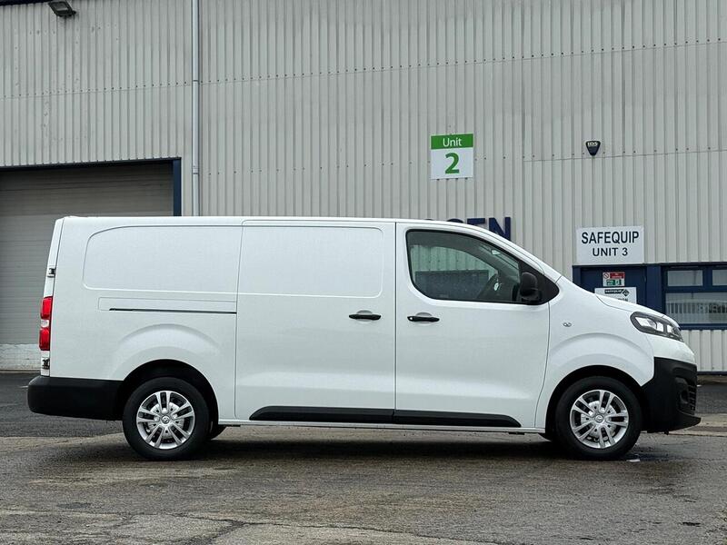 Vauxhall Vivaro 1.5 Turbo D 2900 Dynamic L2 H1 Euro 6 (s/s) 6dr - U301