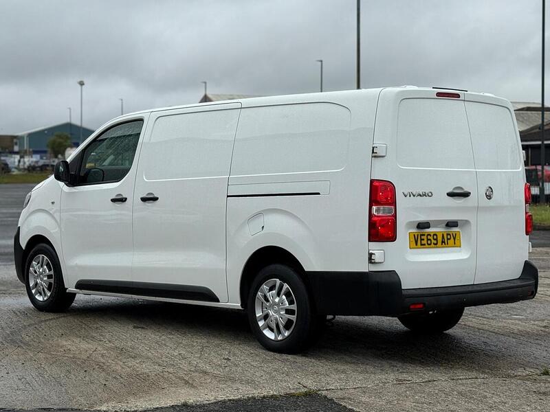 Vauxhall Vivaro 1.5 Turbo D 2900 Dynamic L2 H1 Euro 6 (s/s) 6dr - U301