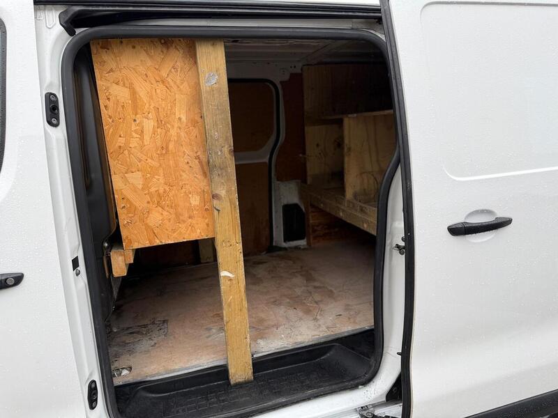 Vauxhall Vivaro 1.5 Turbo D 2900 Dynamic L2 H1 Euro 6 (s/s) 6dr - U301