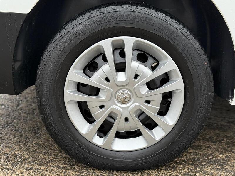 Vauxhall Vivaro 1.5 Turbo D 2900 Dynamic L2 H1 Euro 6 (s/s) 6dr - U301