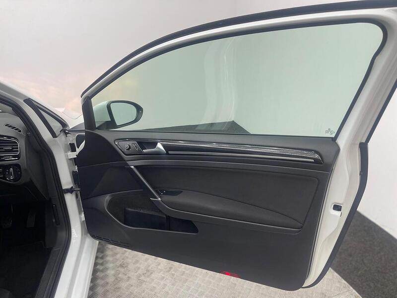 Volkswagen Golf 2.0 TDI BlueMotion Tech GT Euro 5 (s/s) 3dr - U304