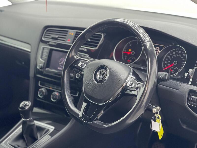 Volkswagen Golf 2.0 TDI BlueMotion Tech GT Euro 5 (s/s) 3dr - U304