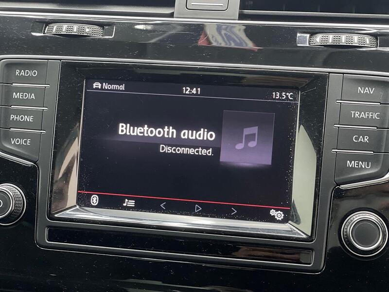 Volkswagen Golf 2.0 TDI BlueMotion Tech GT Euro 5 (s/s) 3dr - U304