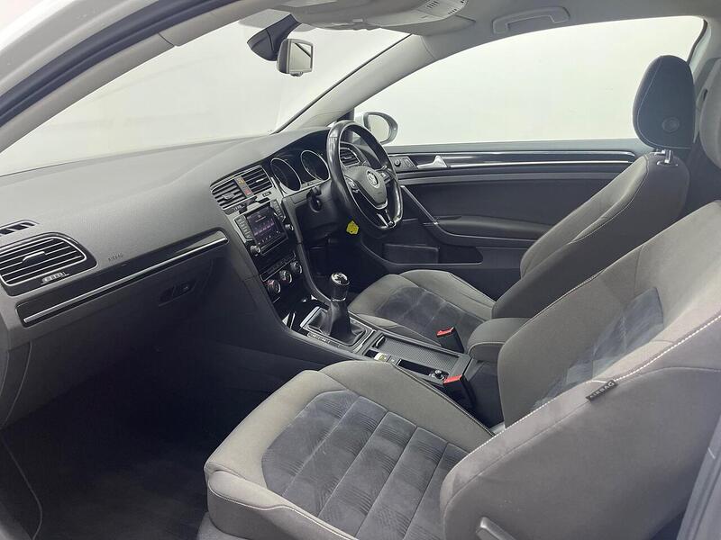 Volkswagen Golf 2.0 TDI BlueMotion Tech GT Euro 5 (s/s) 3dr - U304