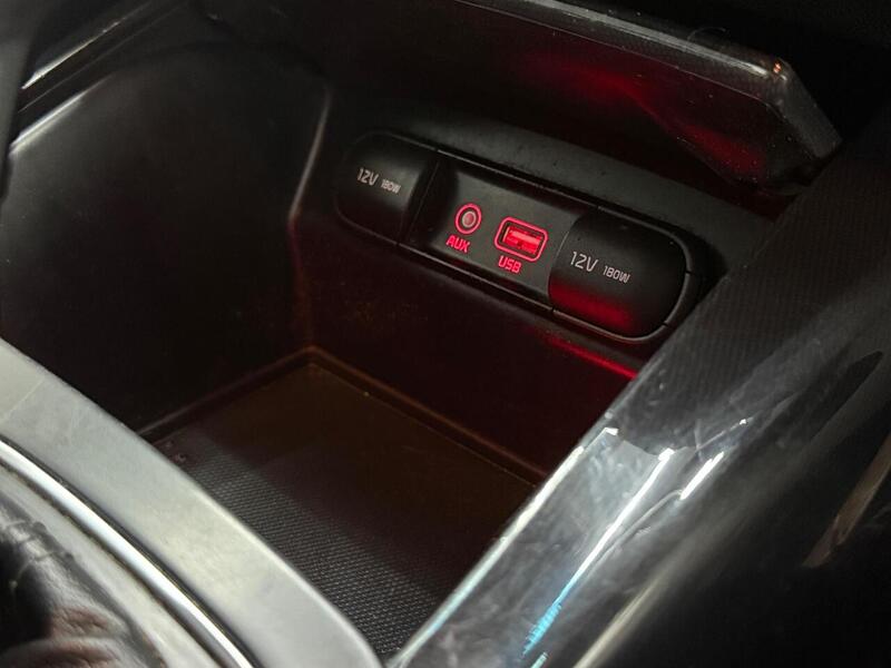 Kia Sorento 2.2 CRDi KX-2 Auto AWD Euro 6 (s/s) 5dr - U305