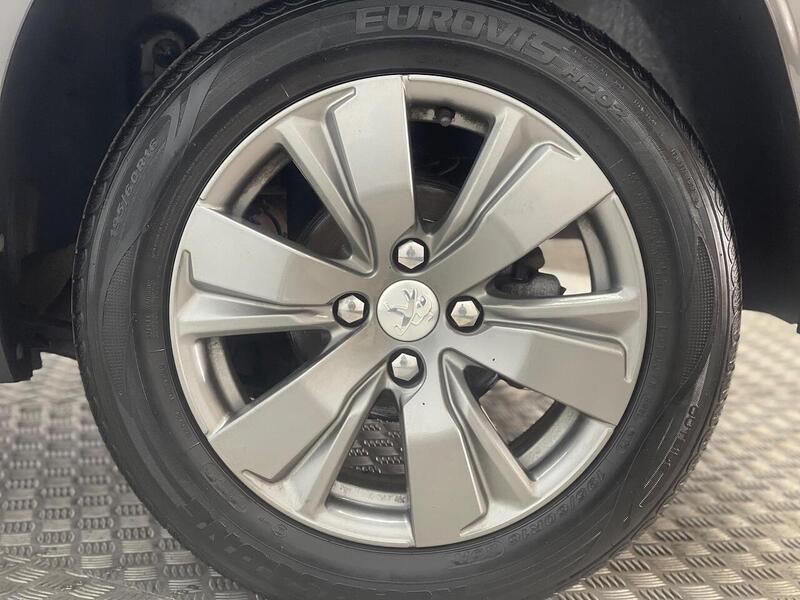 Peugeot 2008 1.2 PureTech Active Euro 6 (s/s) 5dr - U308