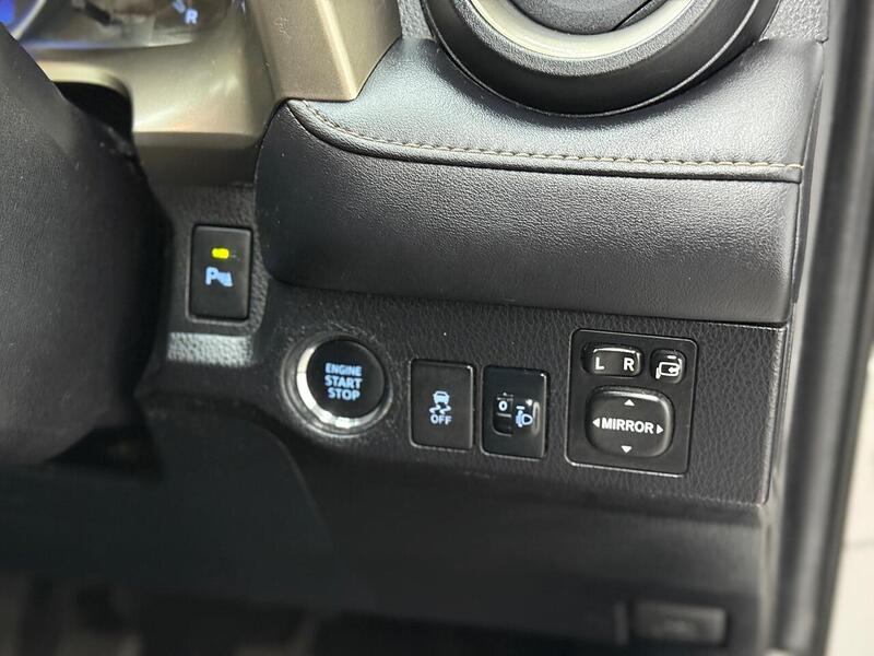 Toyota RAV4 2.0 D-4D Icon 4WD Euro 5 (s/s) 5dr - U310