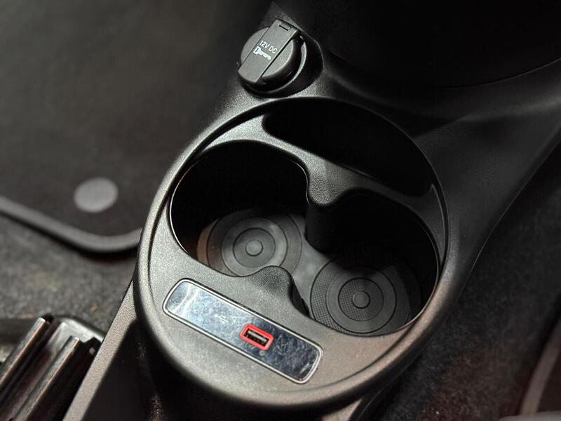 Abarth 595 1.4 T-Jet 70th Euro 6 3dr - U313