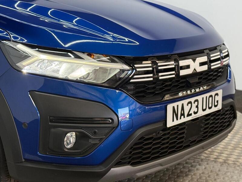 Dacia Sandero Stepway 1.0 TCe Journey Euro 6 (s/s) 5dr - U315