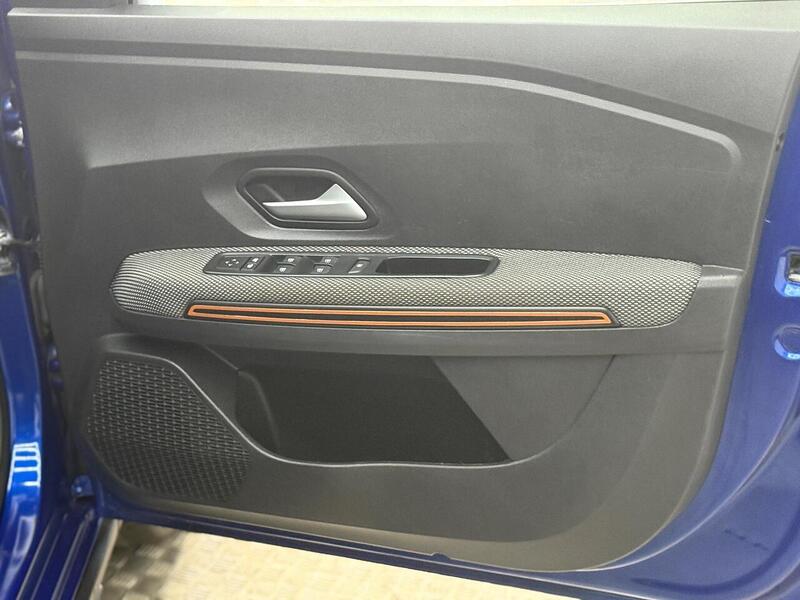 Dacia Sandero Stepway 1.0 TCe Journey Euro 6 (s/s) 5dr - U315