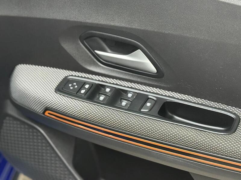 Dacia Sandero Stepway 1.0 TCe Journey Euro 6 (s/s) 5dr - U315