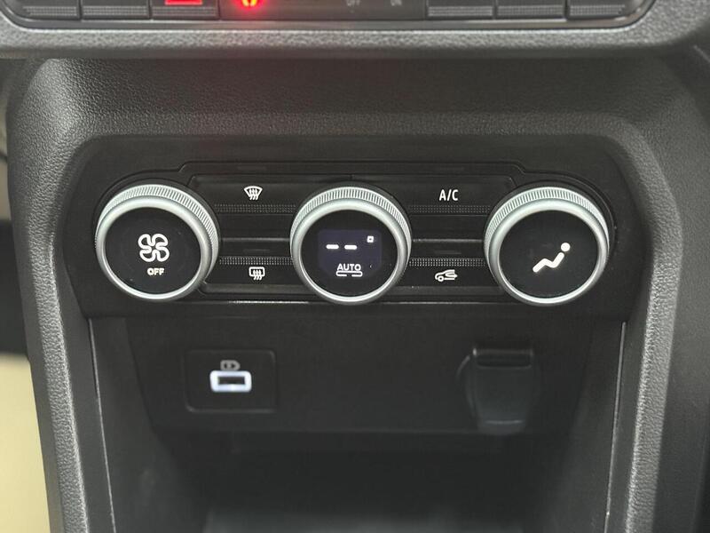 Dacia Sandero Stepway 1.0 TCe Journey Euro 6 (s/s) 5dr - U315