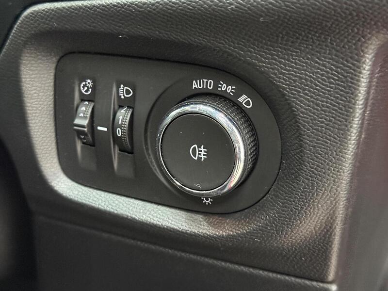 Vauxhall Corsa 1.2 SE Euro 6 5dr - U316