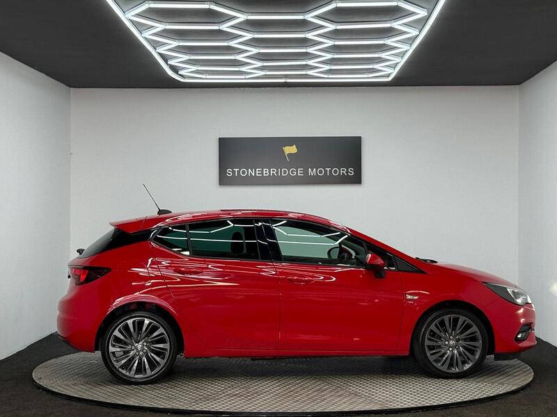 Vauxhall Astra 1.2 Turbo SRi VX Line Nav Euro 6 (s/s) 5dr - U323