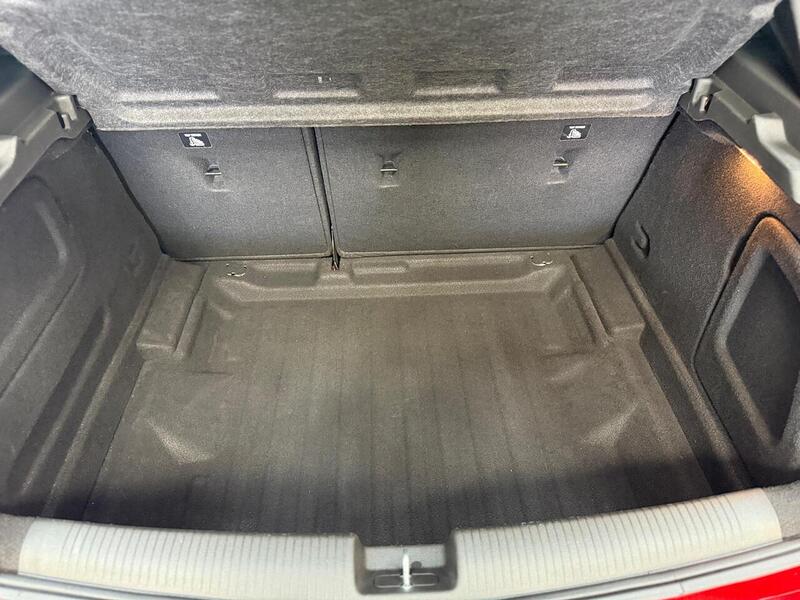 Vauxhall Astra 1.2 Turbo SRi VX Line Nav Euro 6 (s/s) 5dr - U323