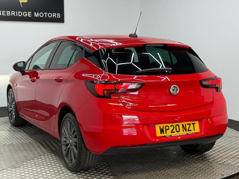 Vauxhall Astra 1.2 Turbo SRi VX Line Nav Euro 6 (s/s) 5dr - U323