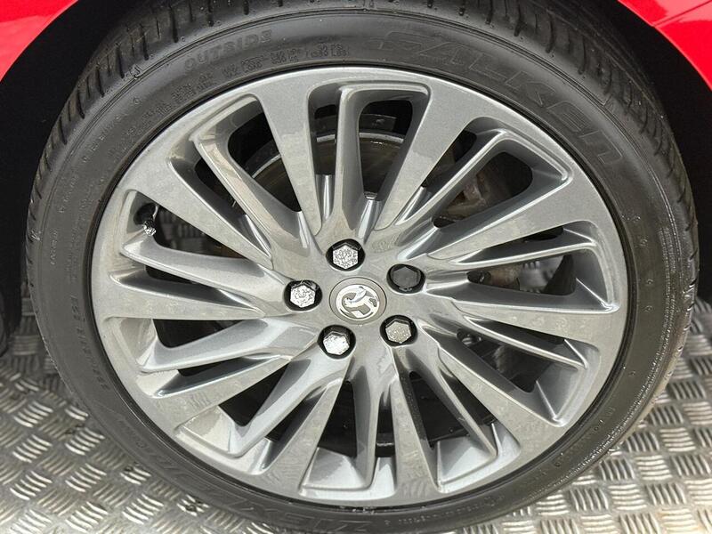 Vauxhall Astra 1.2 Turbo SRi VX Line Nav Euro 6 (s/s) 5dr - U323