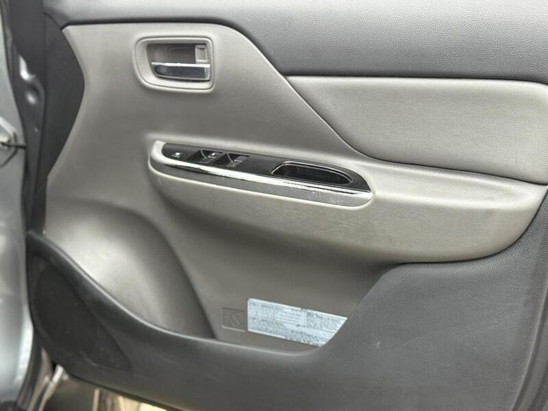 Mitsubishi L200 2.4 DI-D DC Warrior 4WD Euro 6 4dr - U324