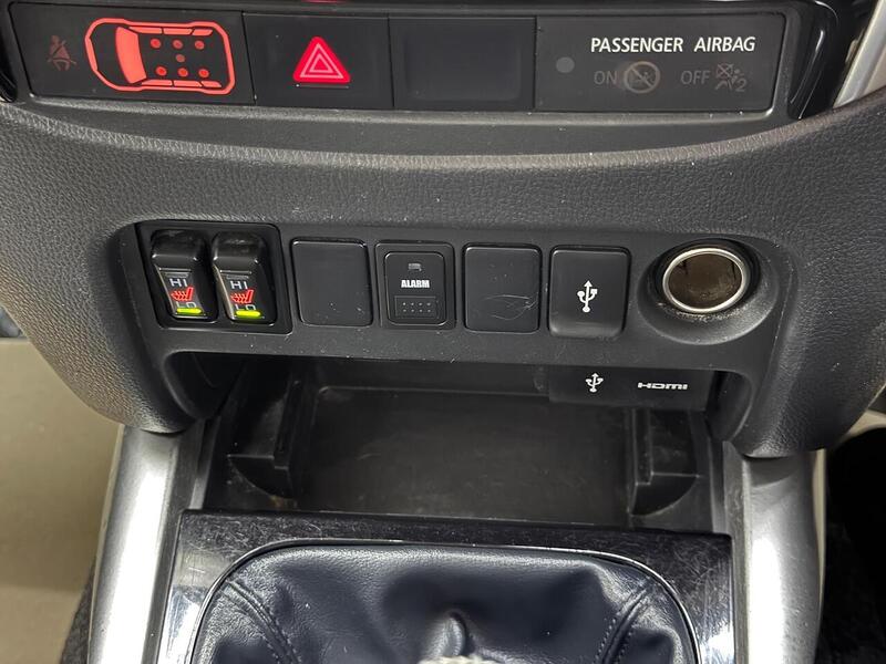 Mitsubishi L200 2.4 DI-D DC Warrior 4WD Euro 6 4dr - U324