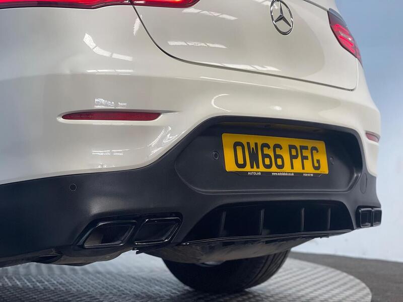 Mercedes-Benz GLC 2.1 GLC220d AMG Line (Premium) Coupe G-Tronic 4MATIC Euro 6 (s/s) 5dr - U336