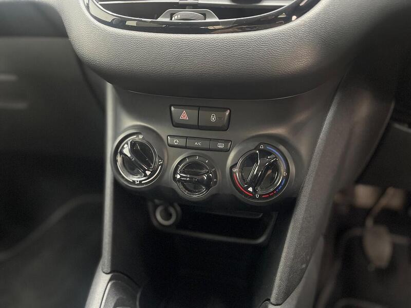 Peugeot 208 1.2 VTi PureTech Access+ Euro 5 5dr - U370