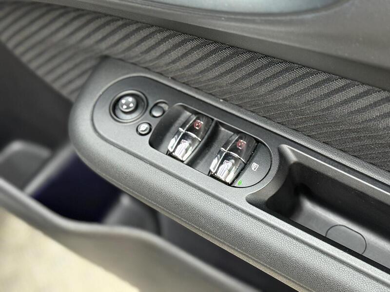 MINI Clubman 1.5 Cooper Steptronic Euro 6 (s/s) 6dr - U379