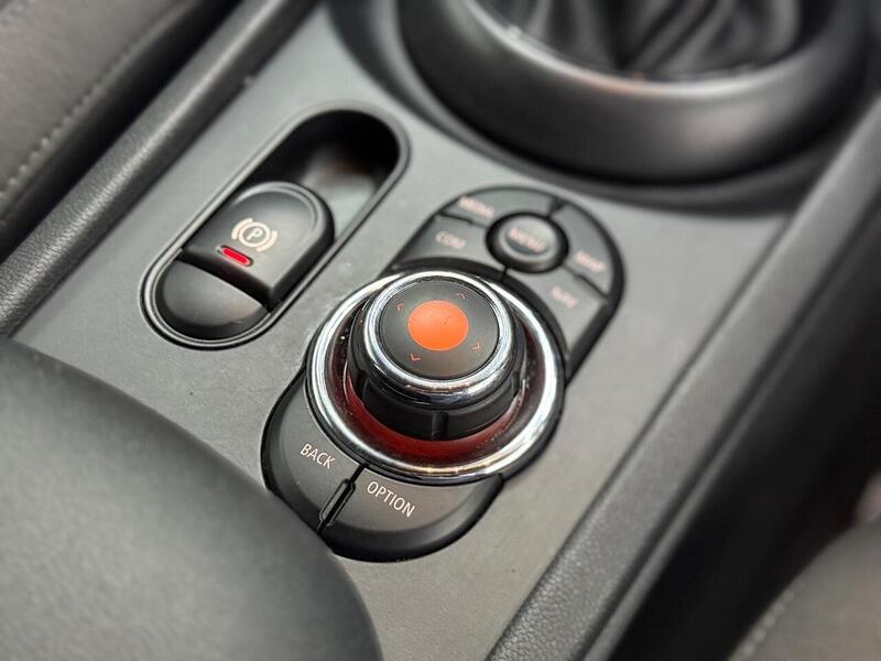 MINI Clubman 1.5 Cooper Steptronic Euro 6 (s/s) 6dr - U379