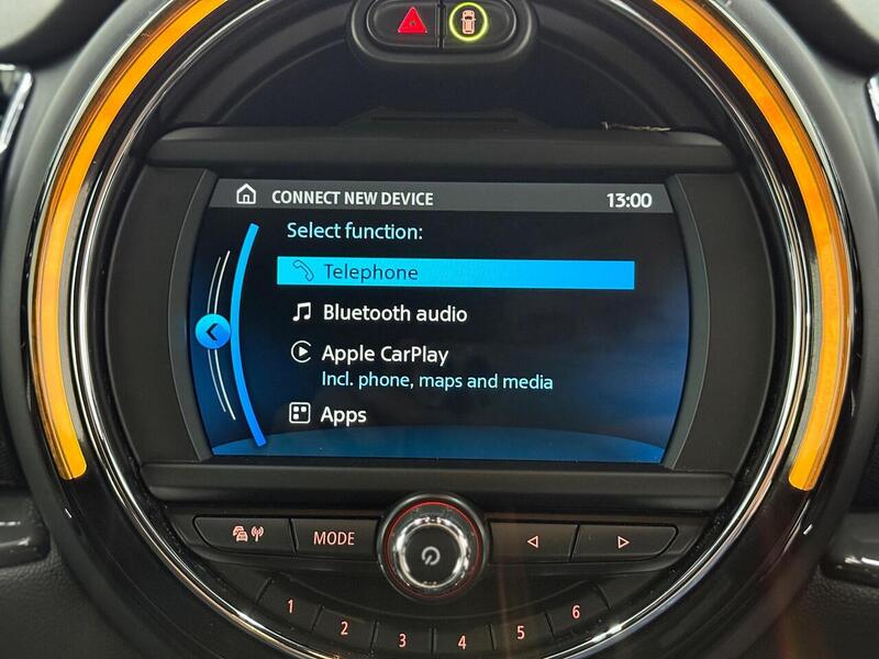 MINI Clubman 1.5 Cooper Steptronic Euro 6 (s/s) 6dr - U379