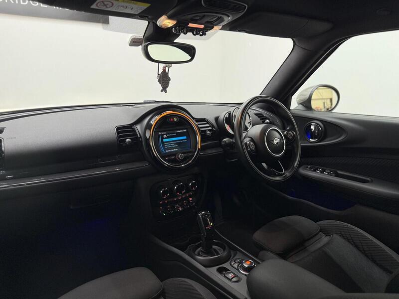 MINI Clubman 1.5 Cooper Steptronic Euro 6 (s/s) 6dr - U379