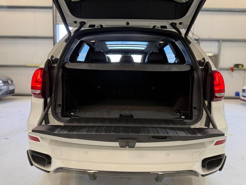 BMW X5 3.0 M50d Auto xDrive Euro 6 (s/s) 5dr - U383