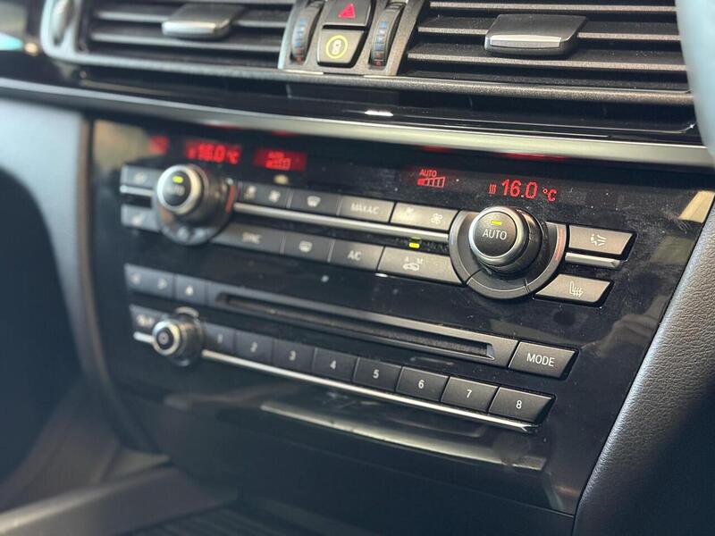 BMW X5 3.0 M50d Auto xDrive Euro 6 (s/s) 5dr - U383