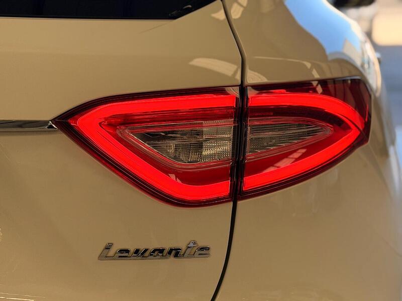 Maserati Levante 3.0D V6 ZF 4WD Euro 6 (s/s) 5dr - U386