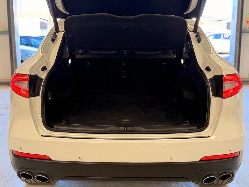 Maserati Levante 3.0D V6 ZF 4WD Euro 6 (s/s) 5dr - U386