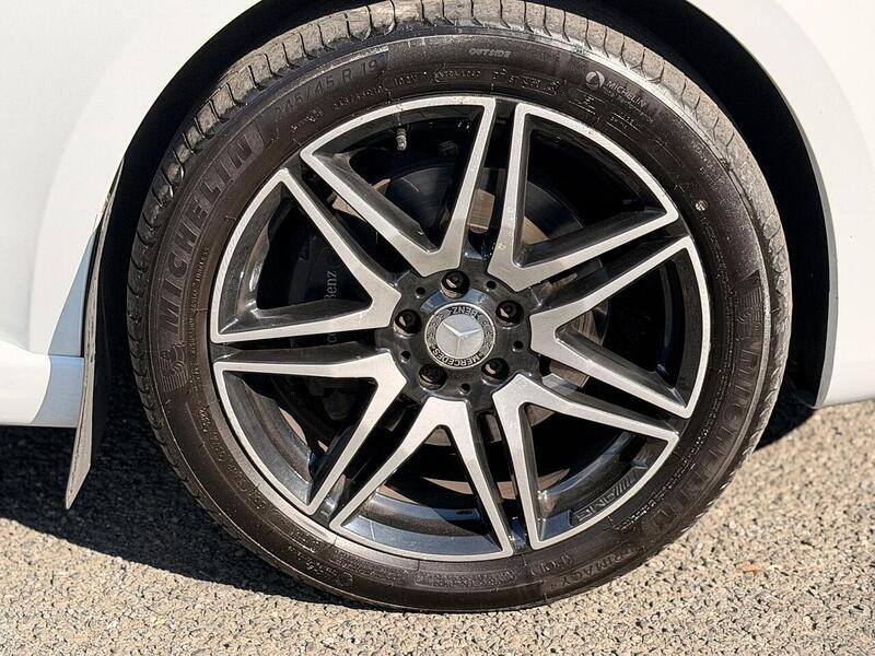 Mercedes-Benz V Class 2.2 V250d AMG Line G-Tronic+ Euro 6 (s/s) 5dr 8 Seat LWB - U387