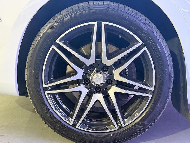 Mercedes-Benz V Class 2.2 V250d AMG Line G-Tronic+ Euro 6 (s/s) 5dr 8 Seat LWB - U387